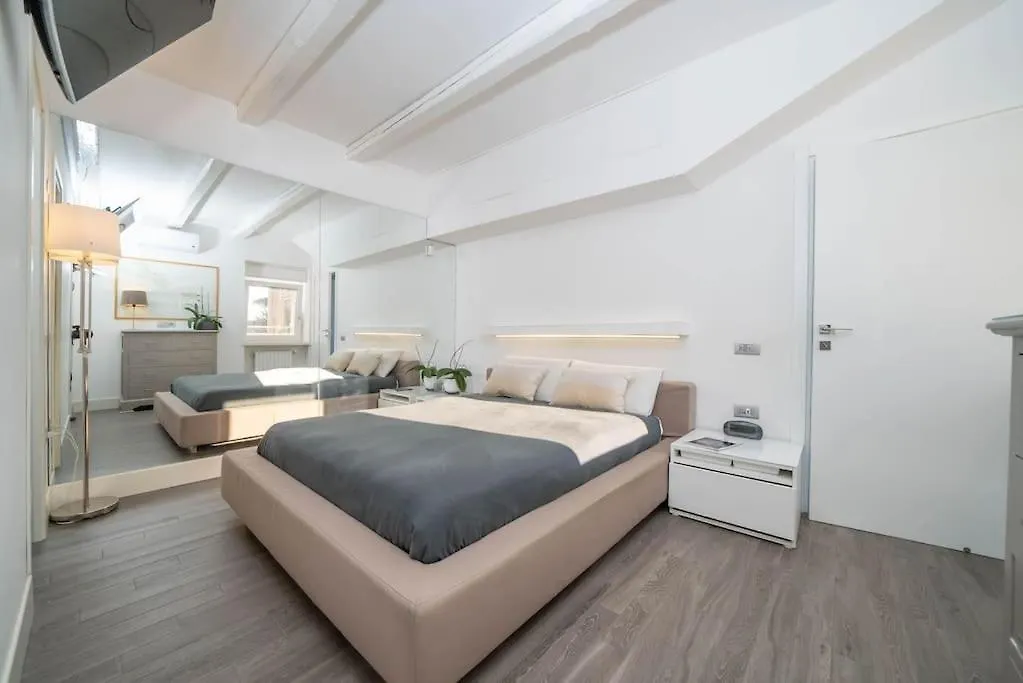 The Attic 'Panorama' Apartment Naples